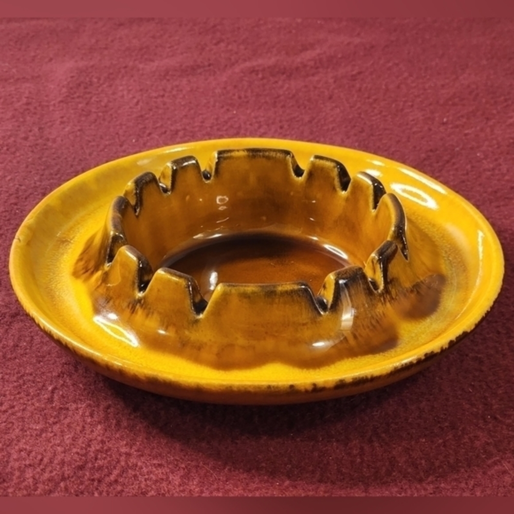Vintage Haeger Ceramic Ashtray‎ Brown/Yellow/Black Made In USA #2009